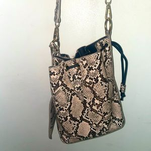 Crossbody bag